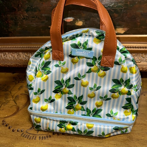 TempaMate Insulated Multi-Compartment Tote Lunch Bag With Lots of Lemon Design - Picture 9 of 12